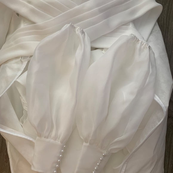 NEW WEDDING DRESS, NWT - Picture 3 of 13